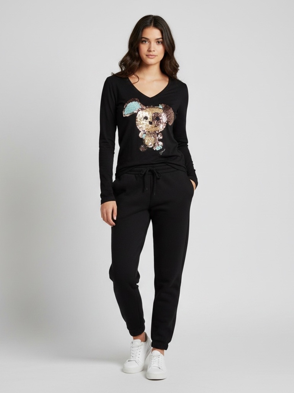 Guess | Puppy dog Sequin sparkly motif v-neck long sleeve t-shirt size medium